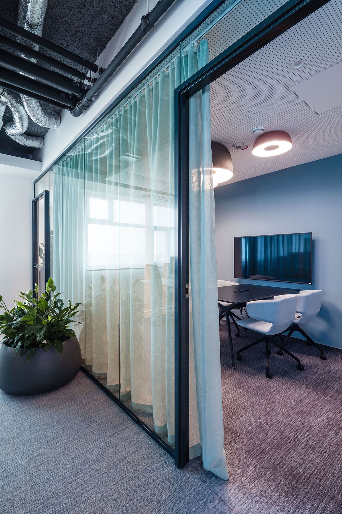 ý���ͷRTL������������λ���罻�糡